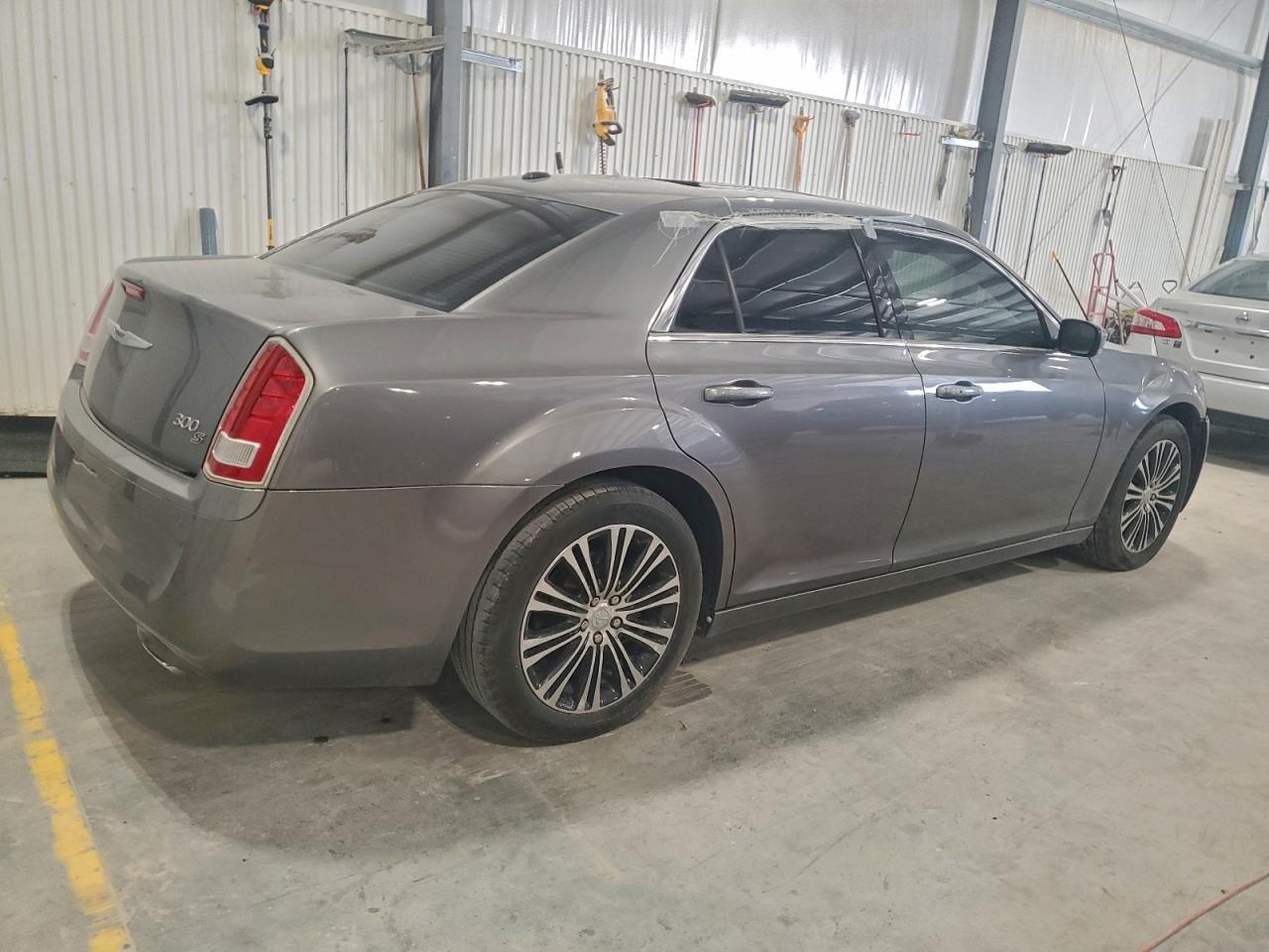 2012 Chrysler 300 S - Image 3