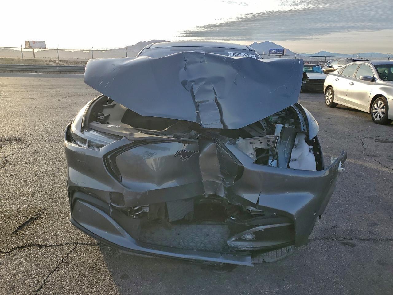 2023 Ford Mustang Mach-E Premium - Фото 5