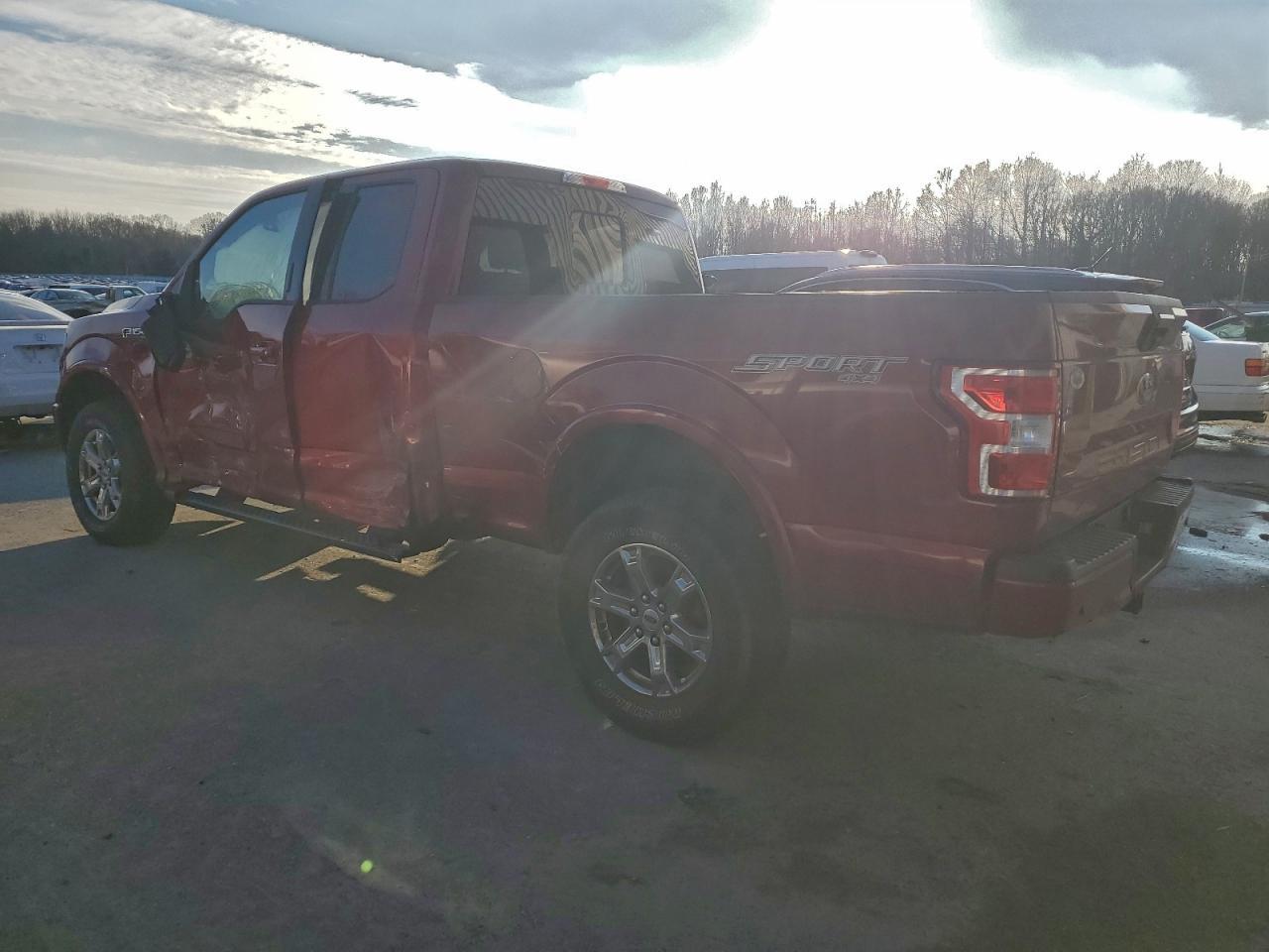 2018 Ford F150 Super Cab - Image 2