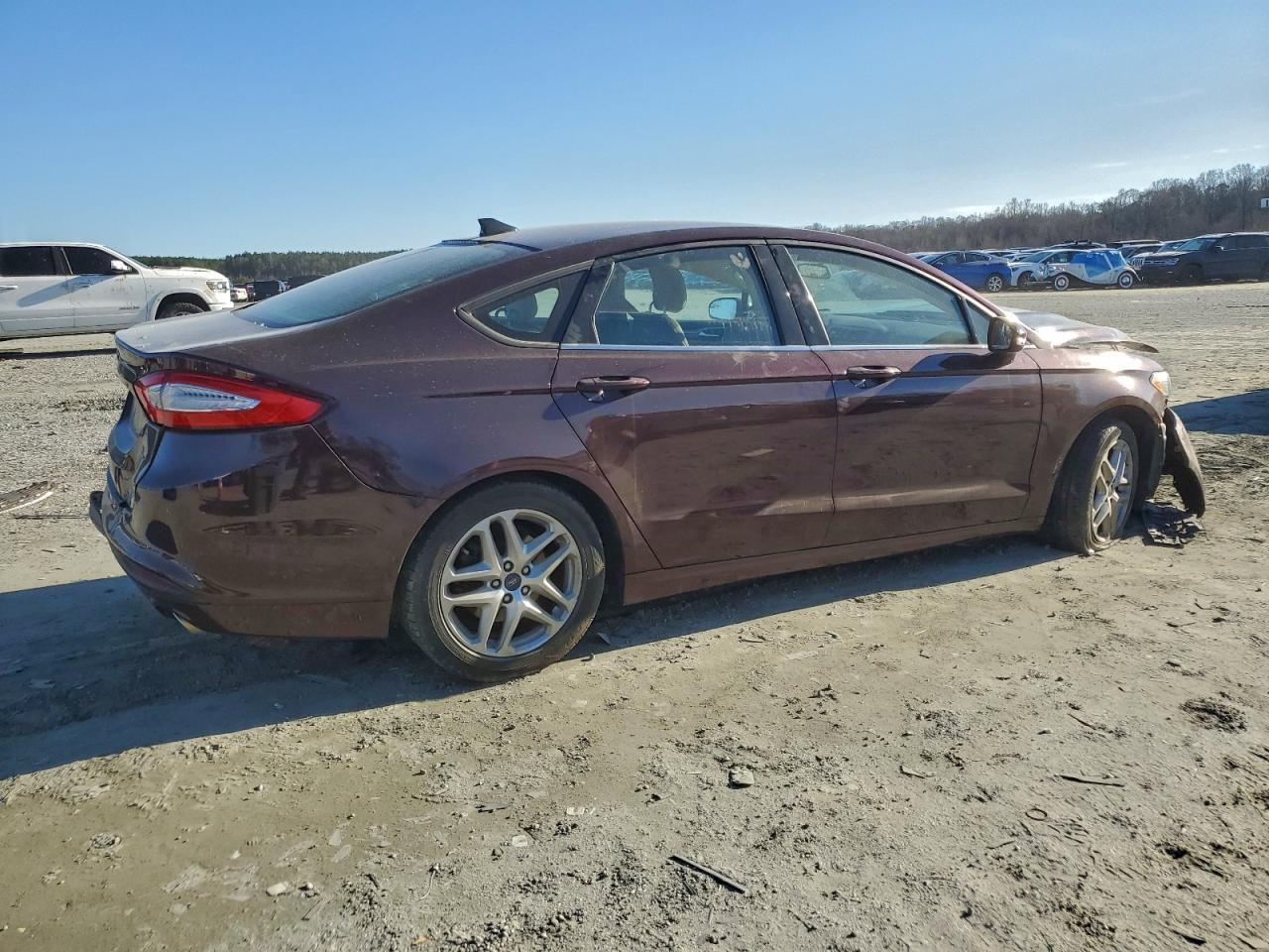 2013 Ford Fusion Se - Фото 3