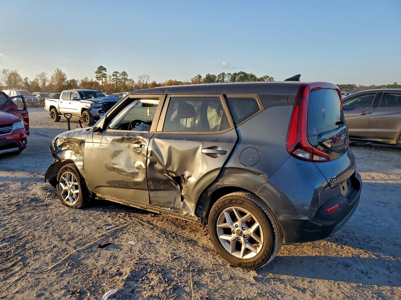 2022 Kia Soul Lx - Фото 2
