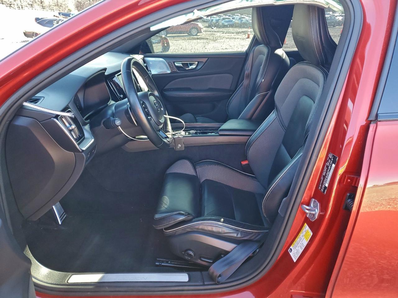 2019 Volvo S60 T6 R-Design - Фото 7