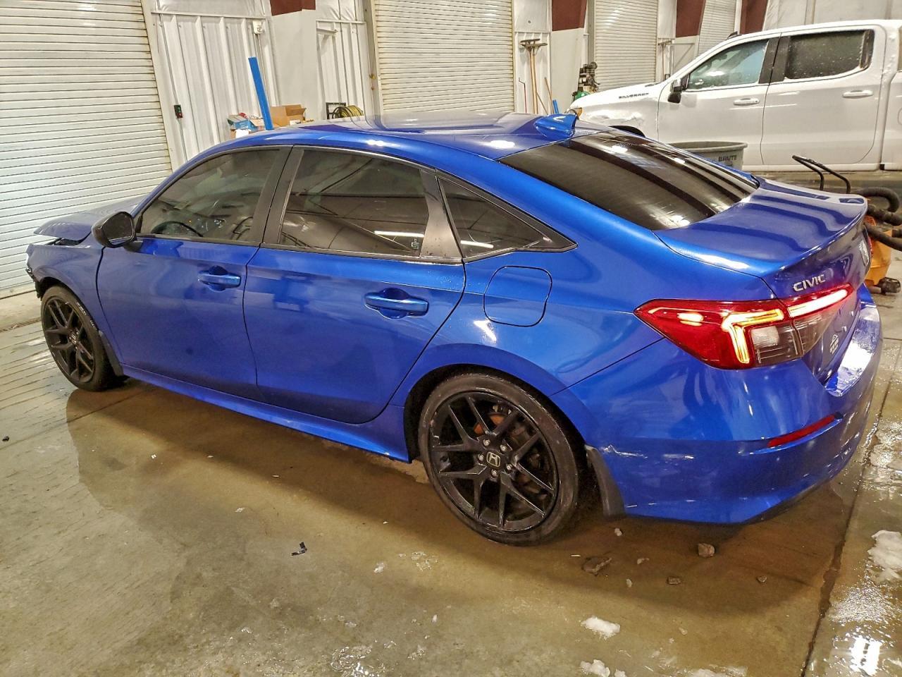 2022 Honda Civic Sport - Image 2