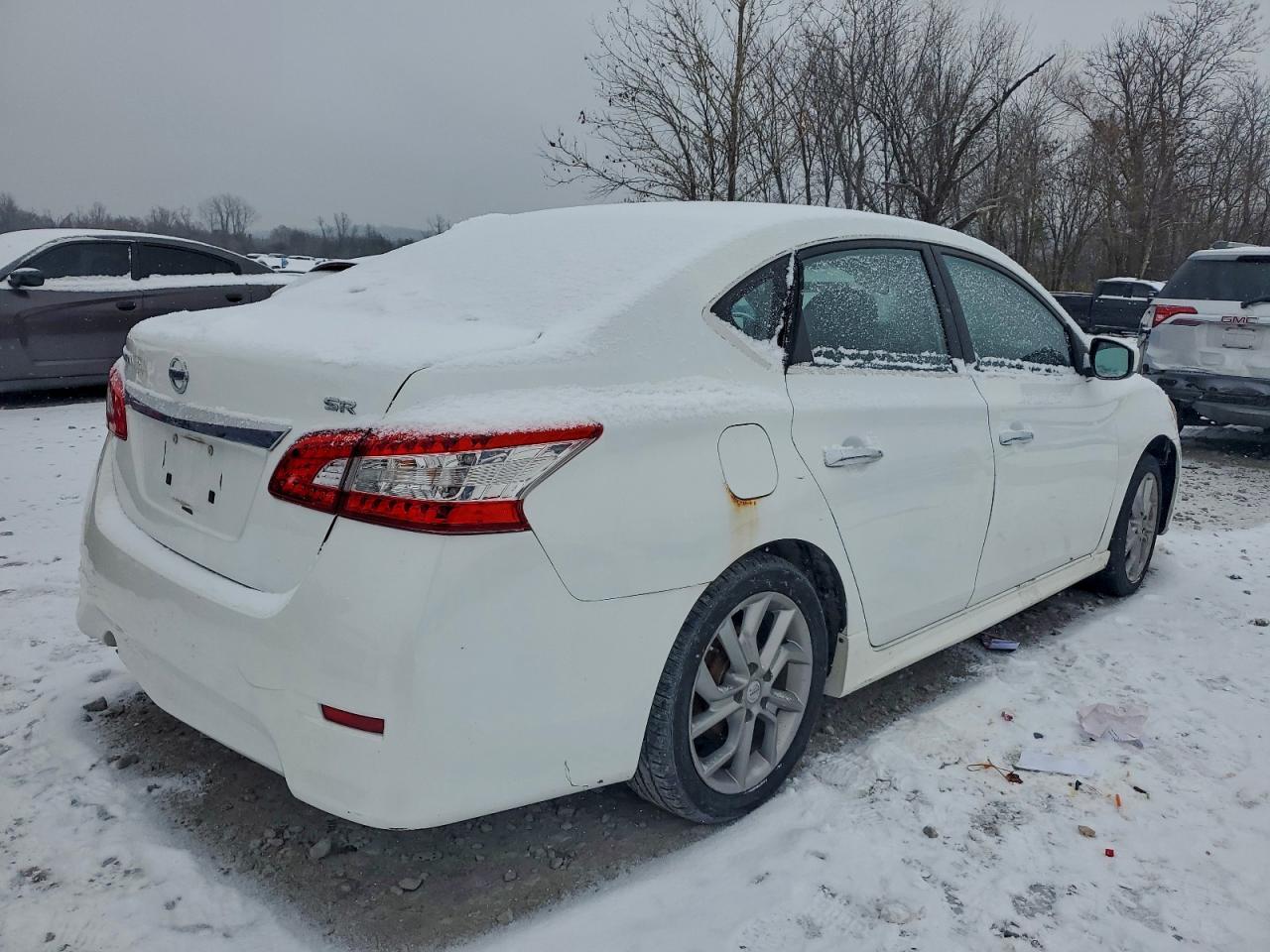 2014 Nissan Sentra S - Фото 3