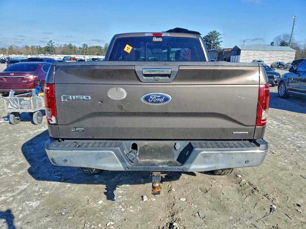 2015 Ford F150 - Фото 6