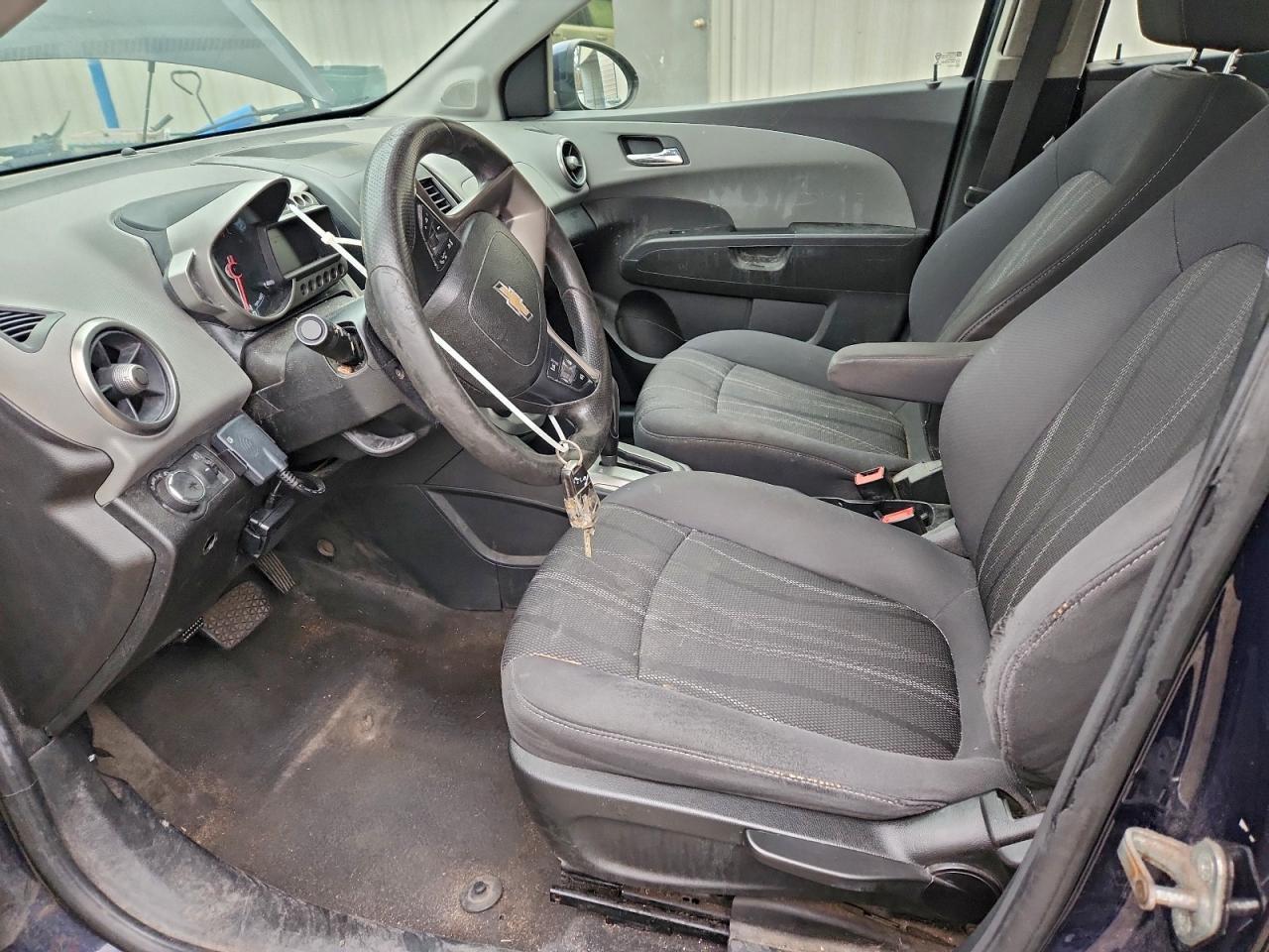 2016 Chevrolet Sonic Lt - Фото 7