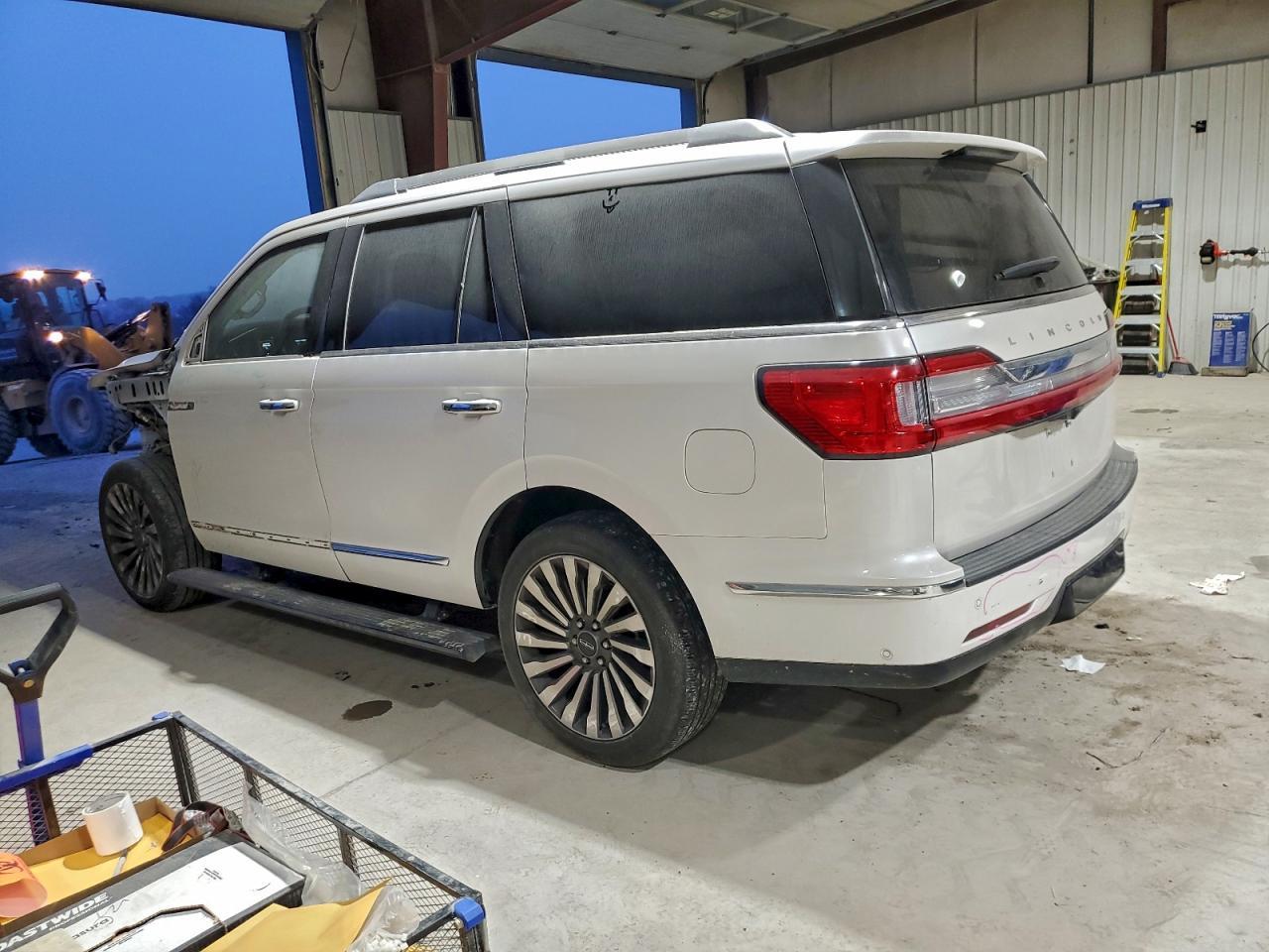2019 Lincoln Navigator Reserve - Фото 2