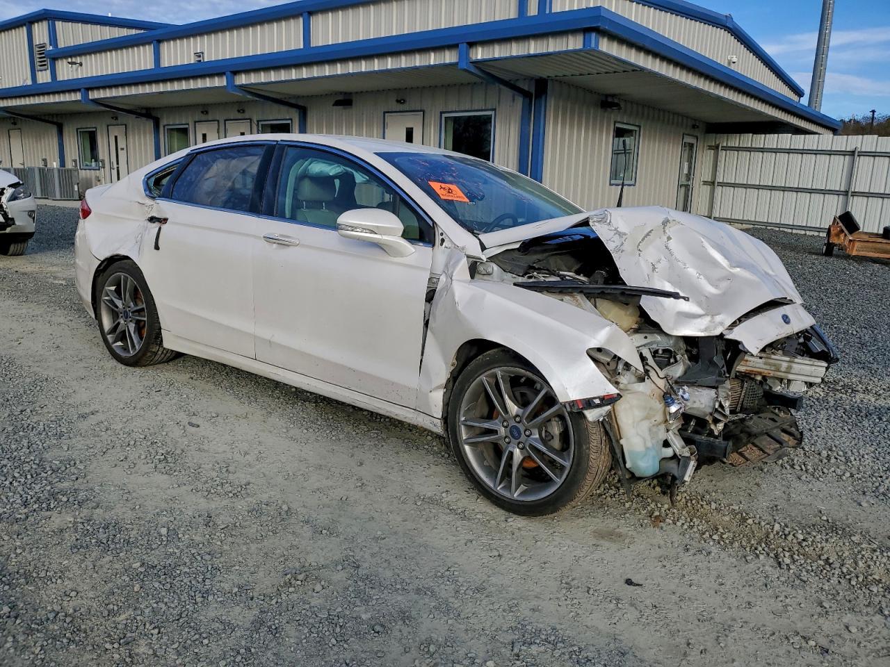 2015 Ford Fusion Titanium - Фото 4