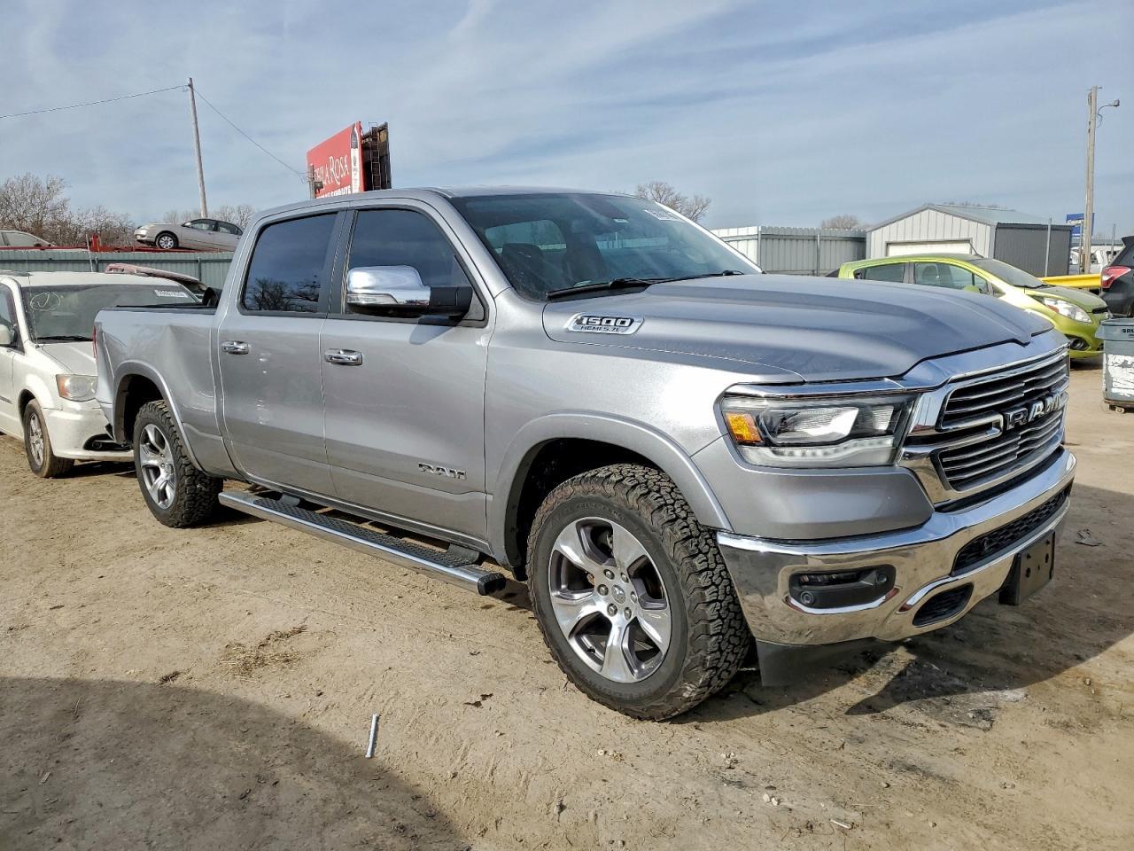 2020 Ram 1500 Laramie - Фото 4