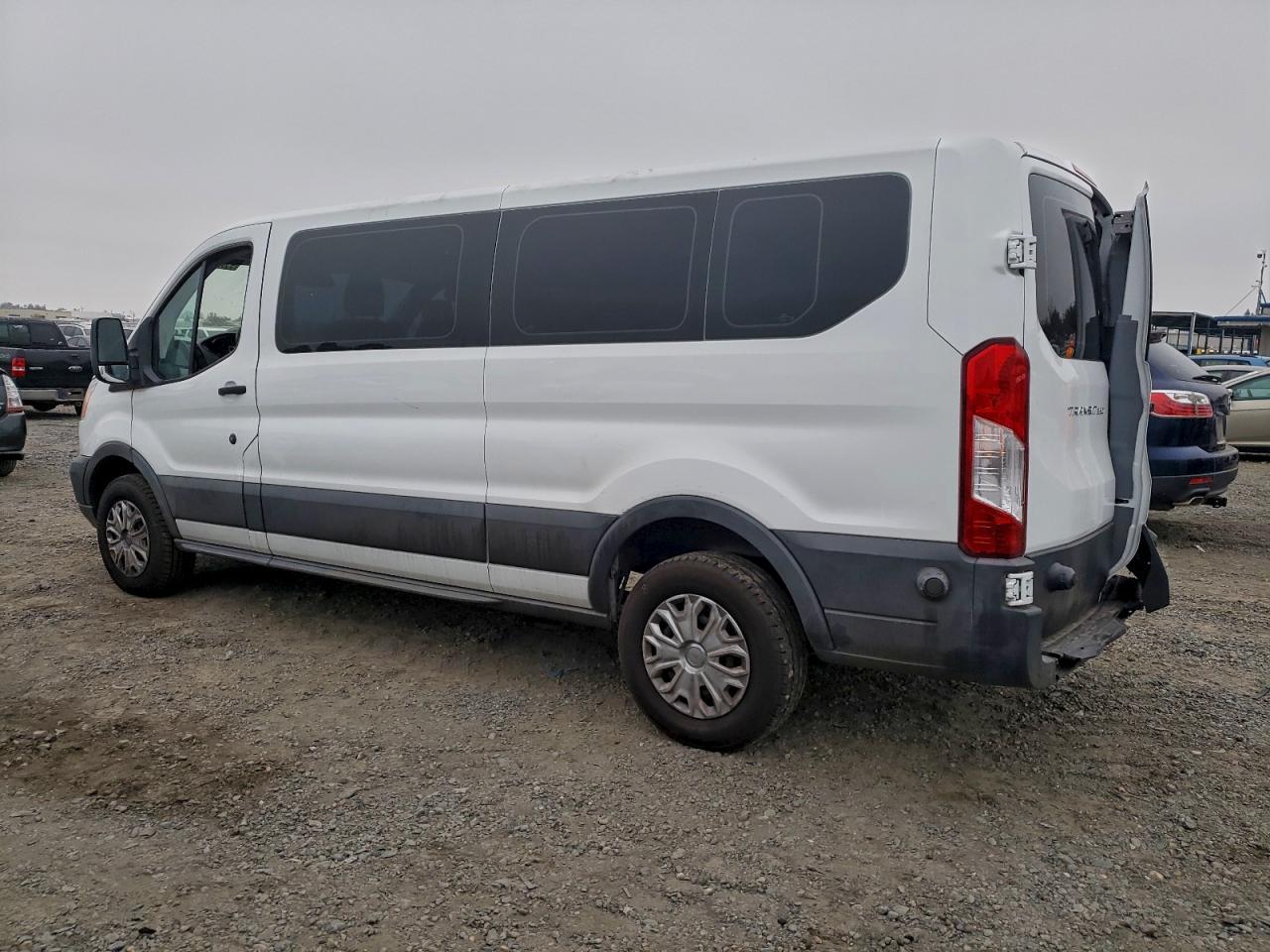 2018 Ford Transit T-350 - Image 2