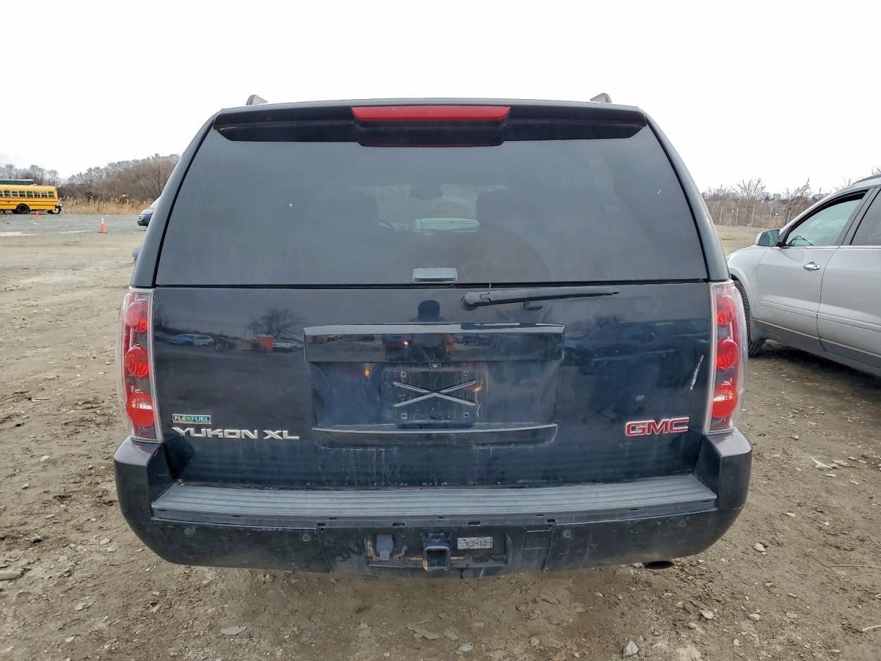 2010 GMC Yukon - Фото 6