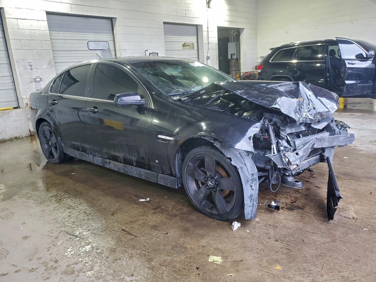 2009 Pontiac G8 - Фото 4