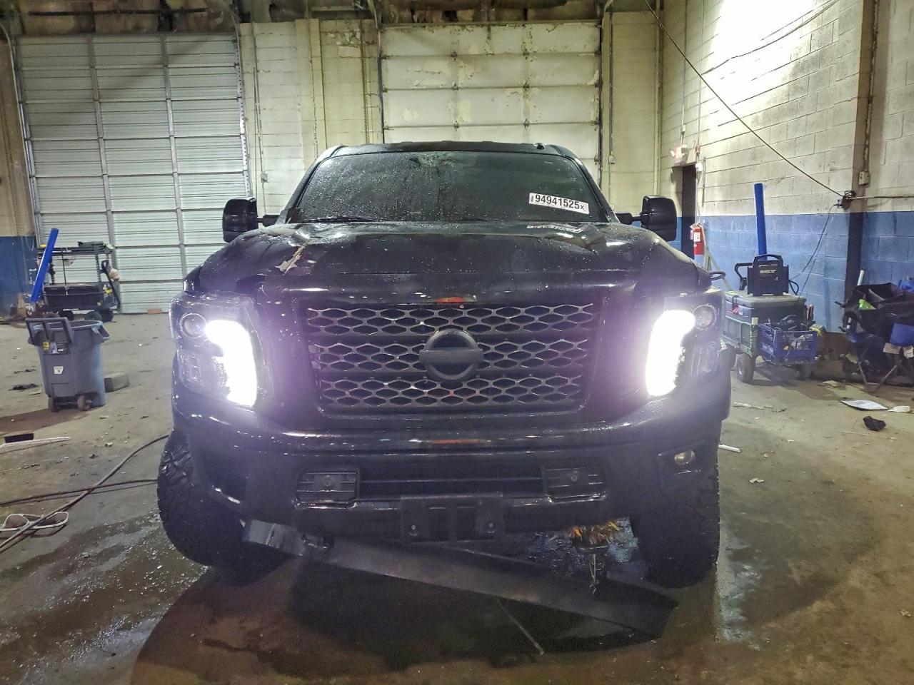 2019 Nissan Titan Xd Sl - Image 5