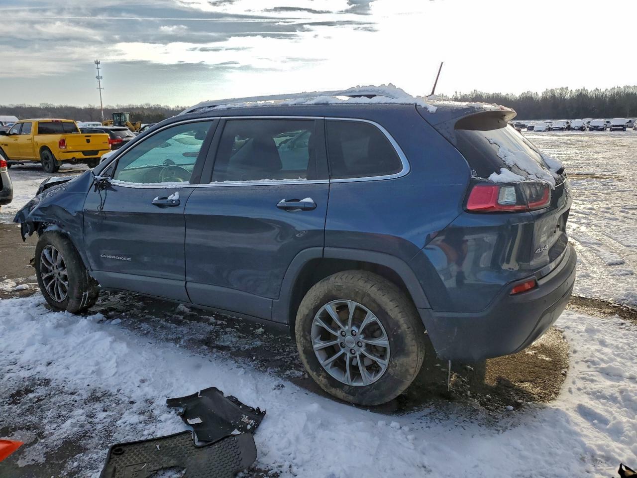 2019 Jeep Cherokee Latitude Plus - Фото 2