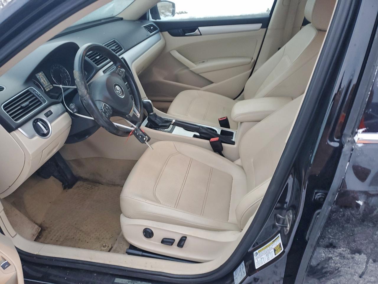 2013 Volkswagen Passat Se - Image 7