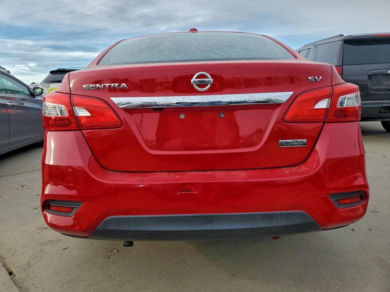 2019 Niss Sentra S - Image 6