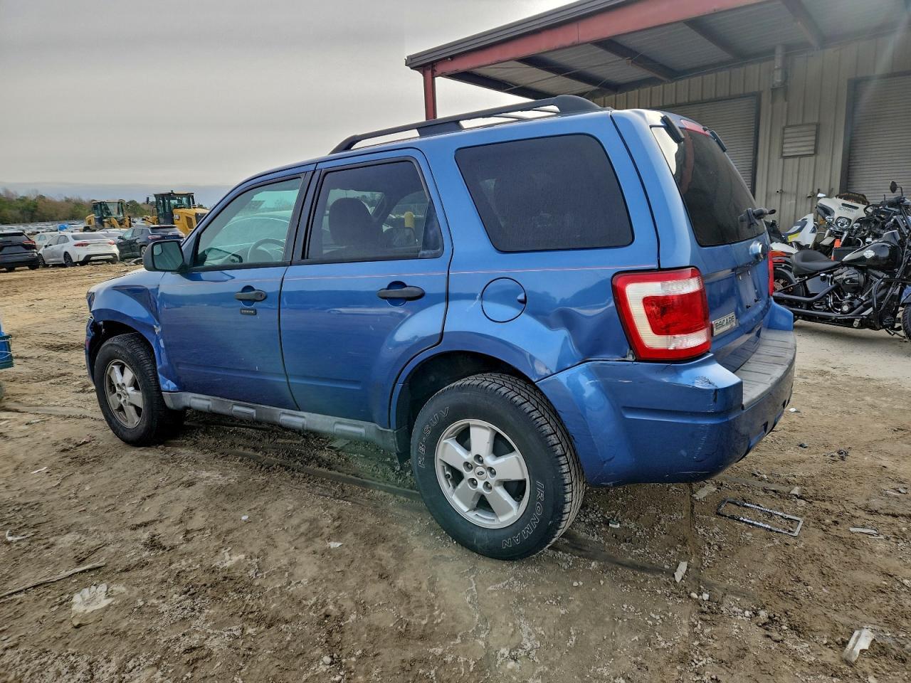 2010 Ford Escape Xlt - Image 2