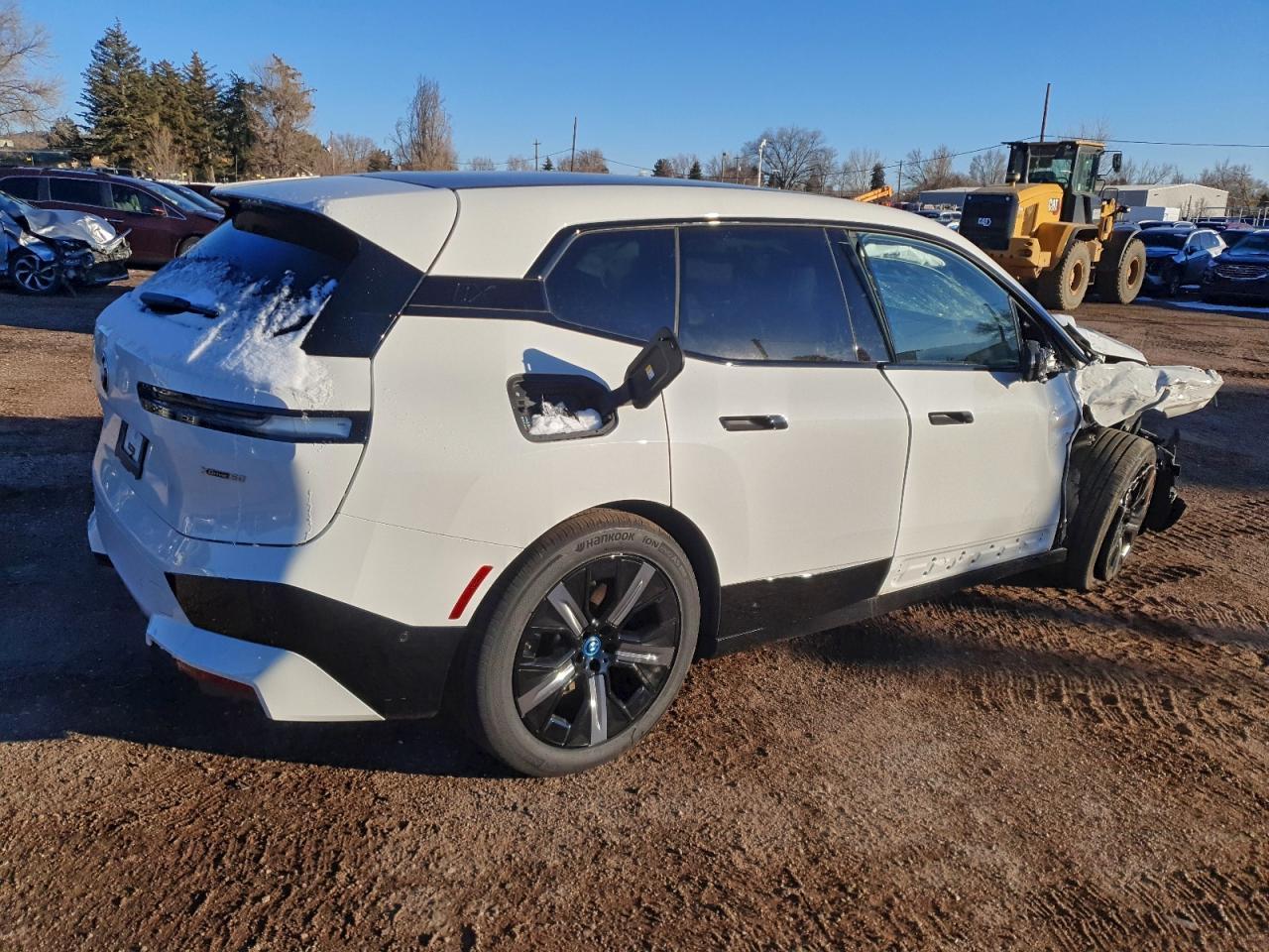 2024 BMW Ix xDrive50 - Фото 3