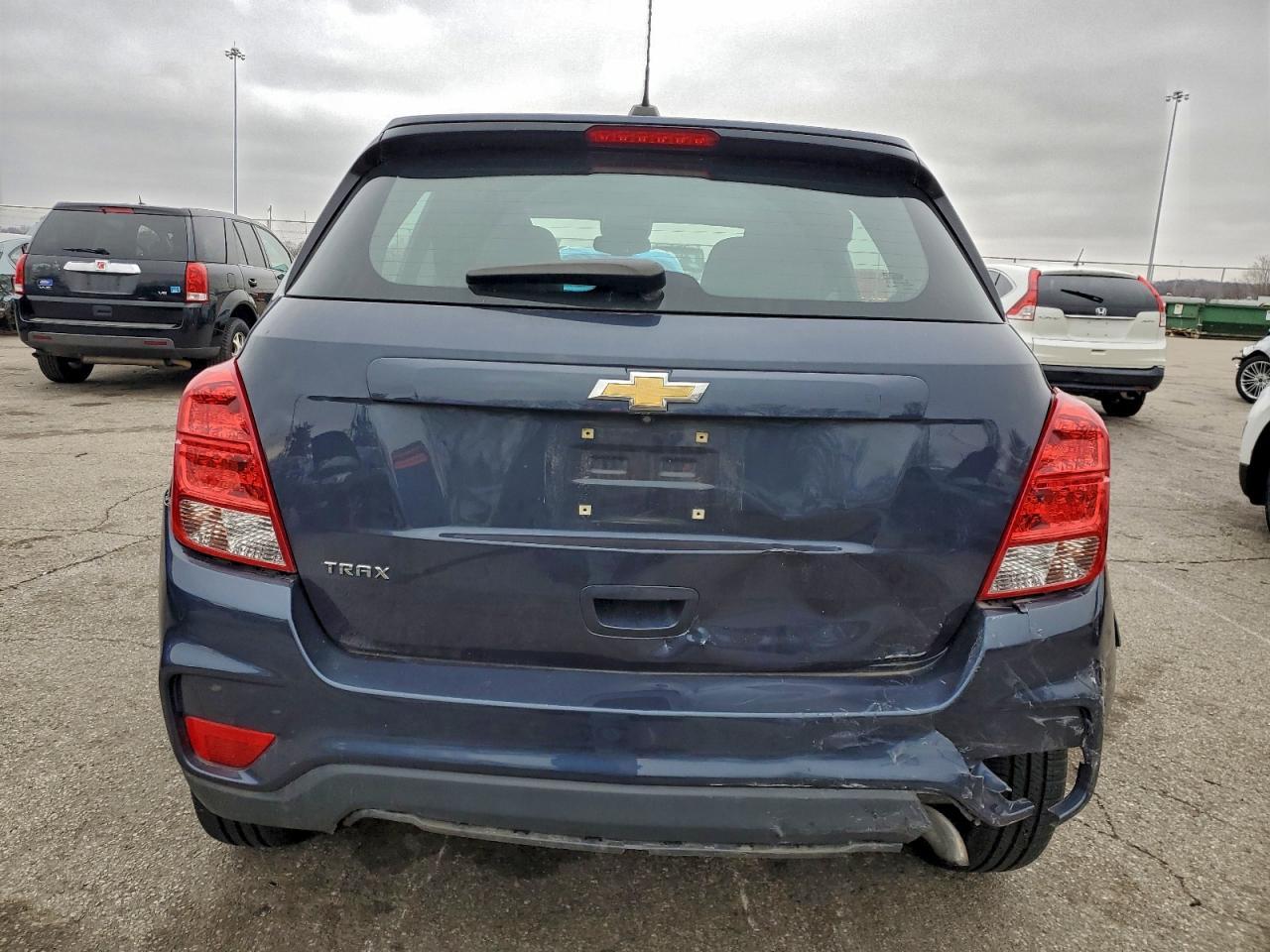 2019 Chevrolet Trax Ls - Image 6