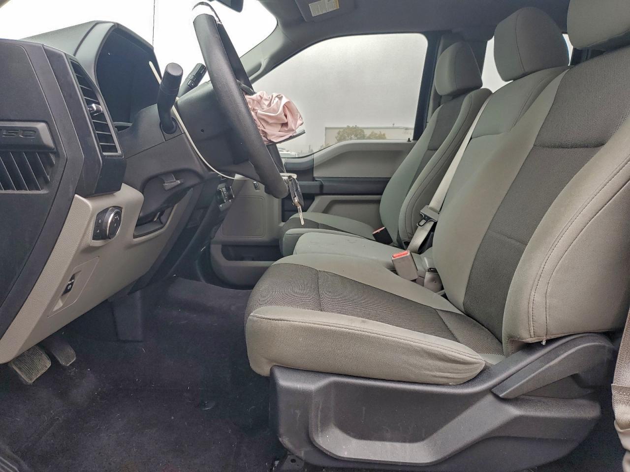 2016 Ford F150 Super Cab - Фото 7