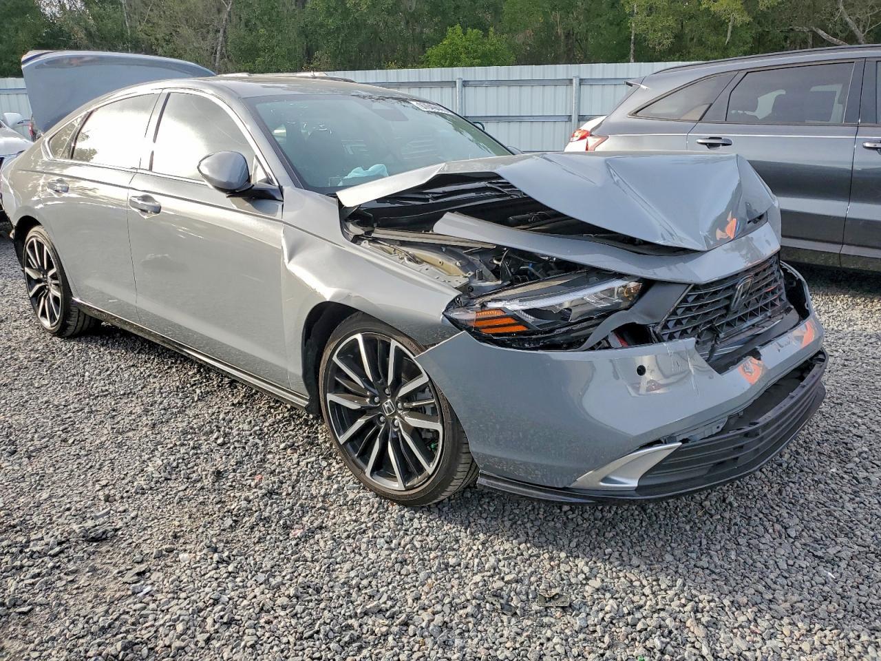 2025 Honda Accord Touring Hybrid - Image 4