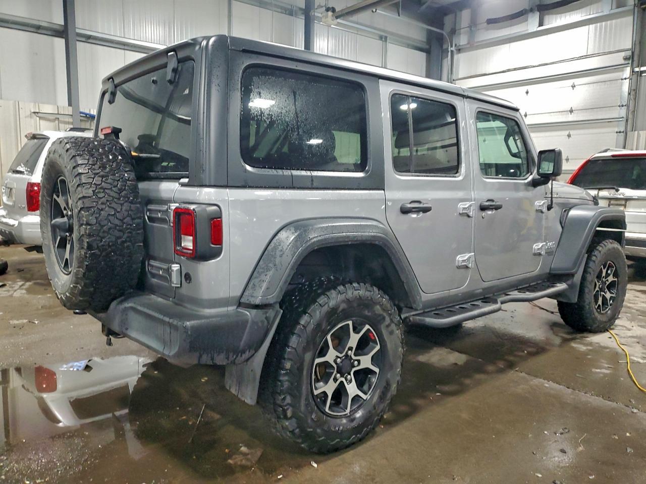 2019 Jeep Wrangler Unlimited Sport - Image 3