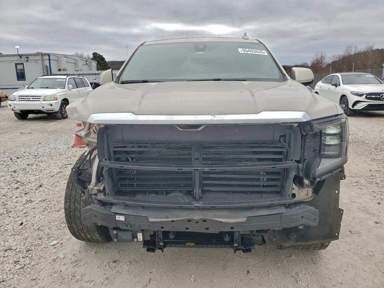 2021 GMC Yukon Denali - Фото 5