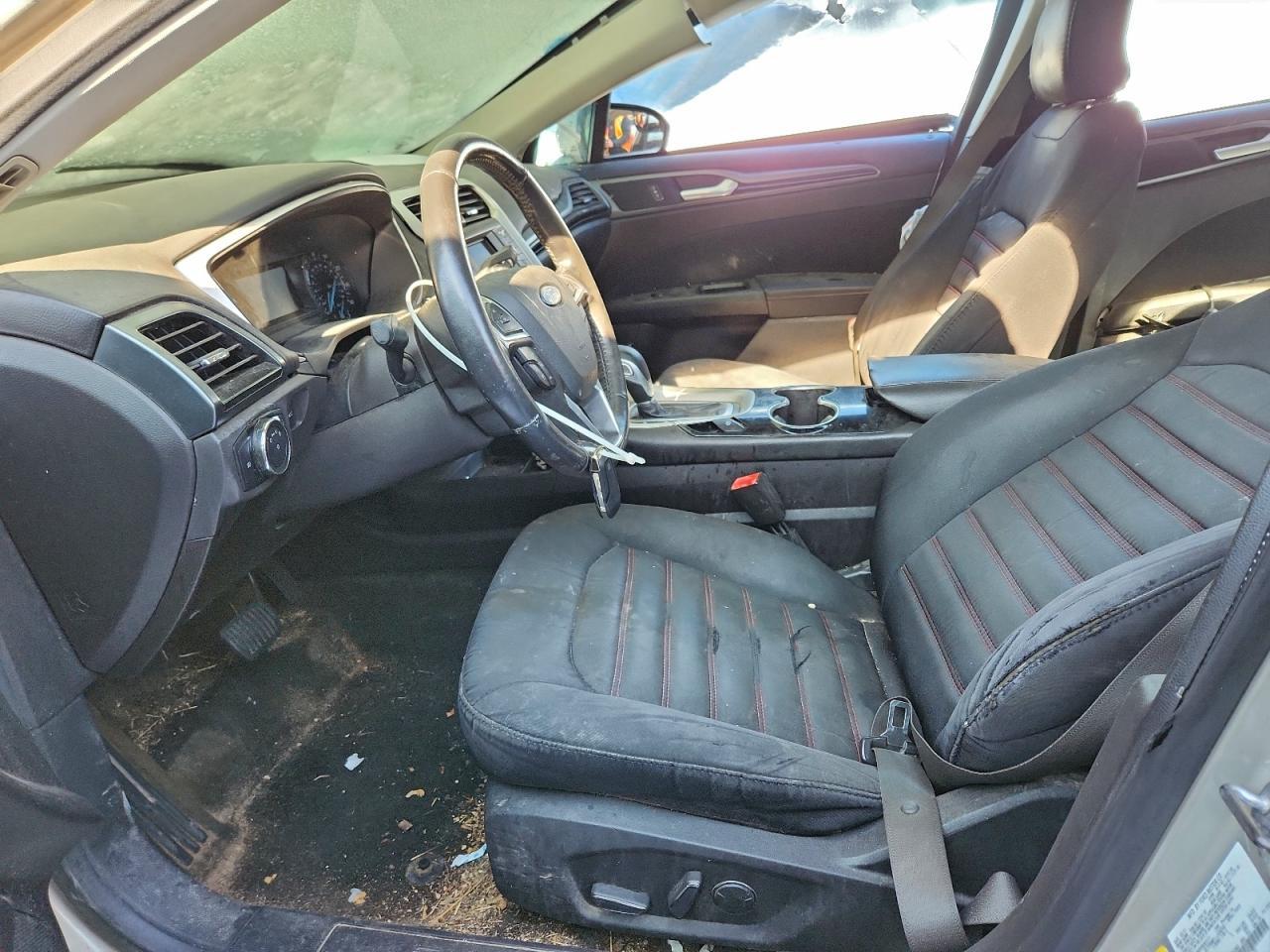 2015 Ford Fusion Se - Фото 7