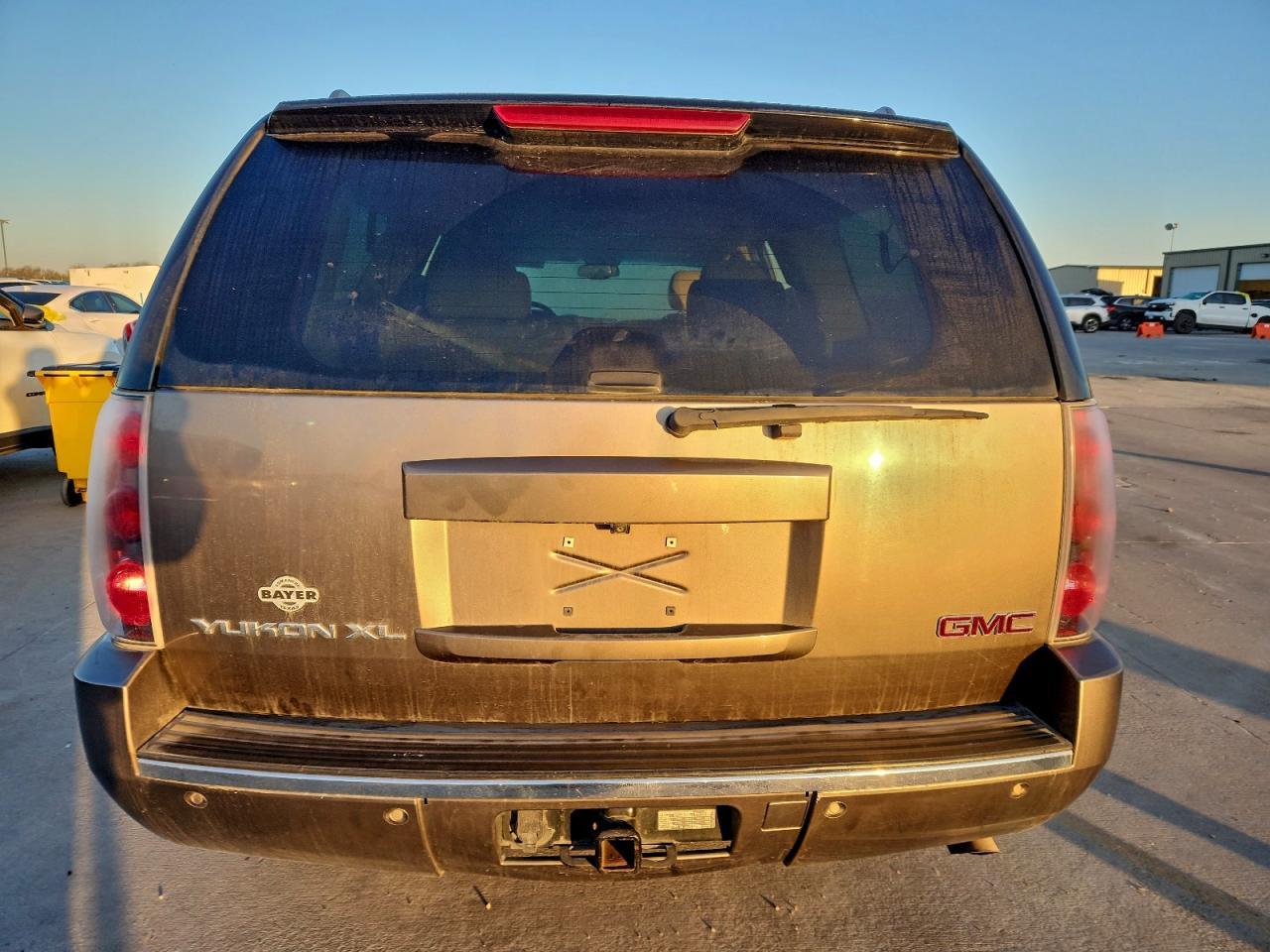 2011 GMC Yukon Xl Denali - Фото 6