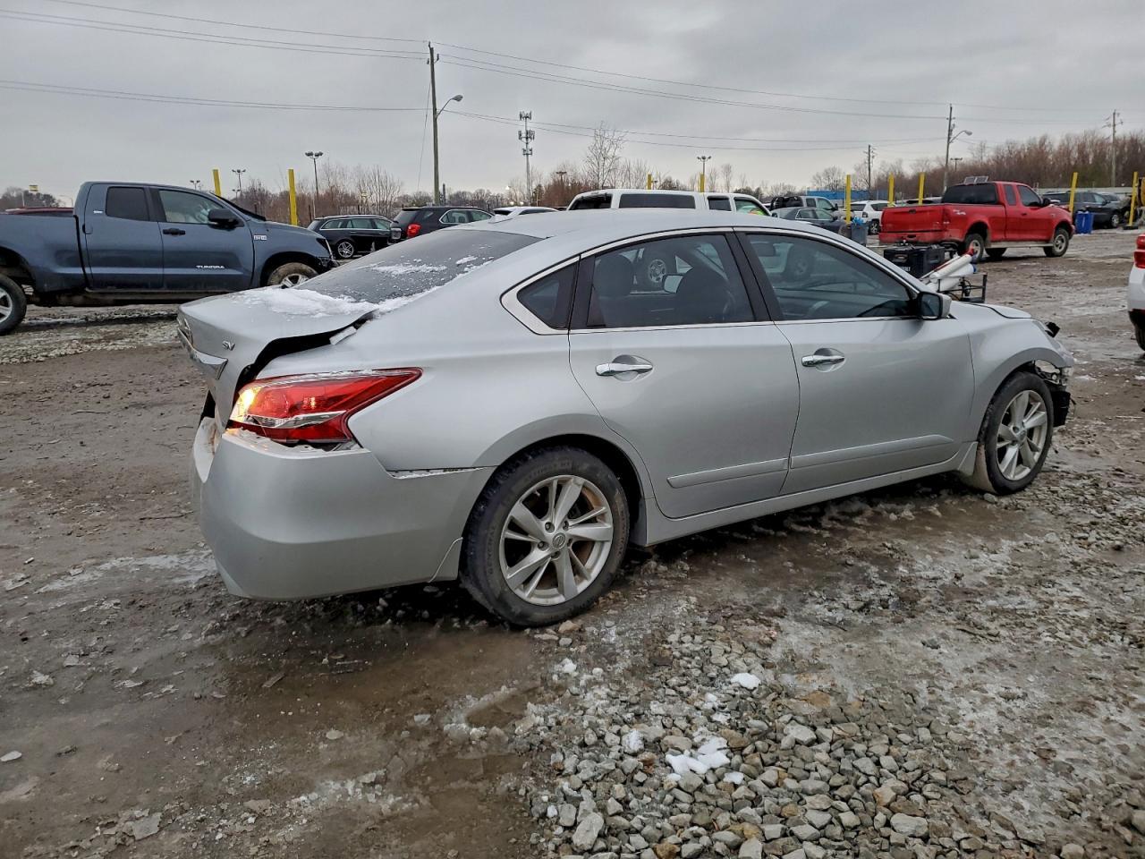 2013 Nissan Altima 2.5 - Image 3