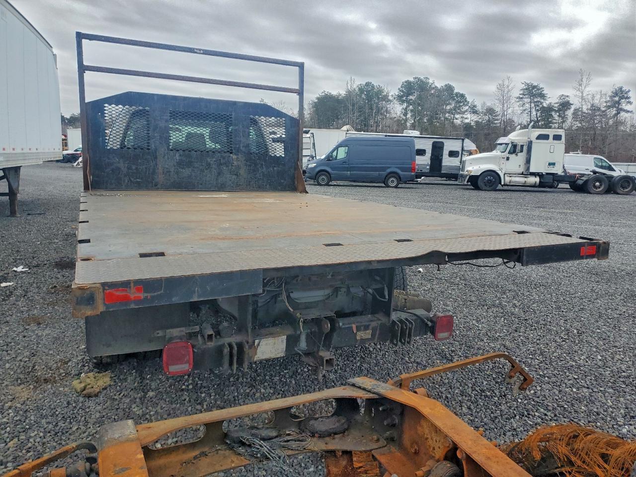 2016 Ford F450 Flatbed Truck - Фото 6