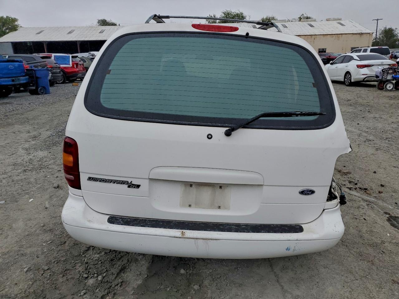 1995 Ford Windstar Wagon - Image 6