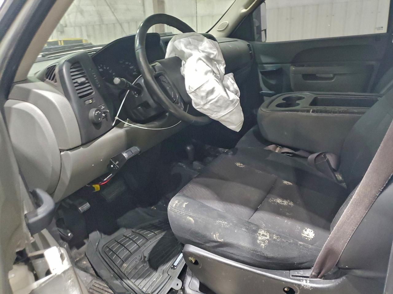 2013 Chevrolet Silverado K1500 - Image 7