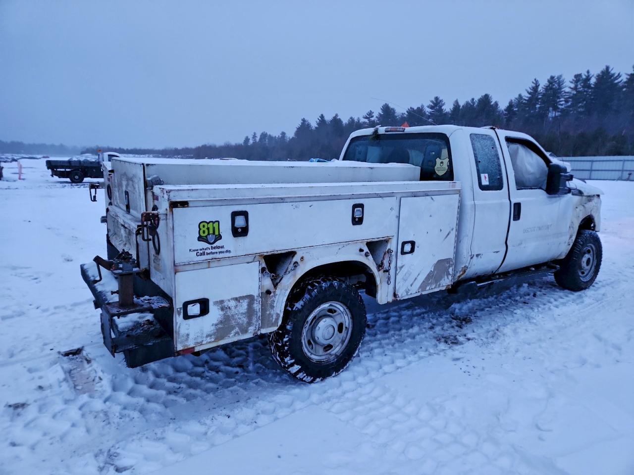 2016 Ford F250 Super Duty - Фото 3