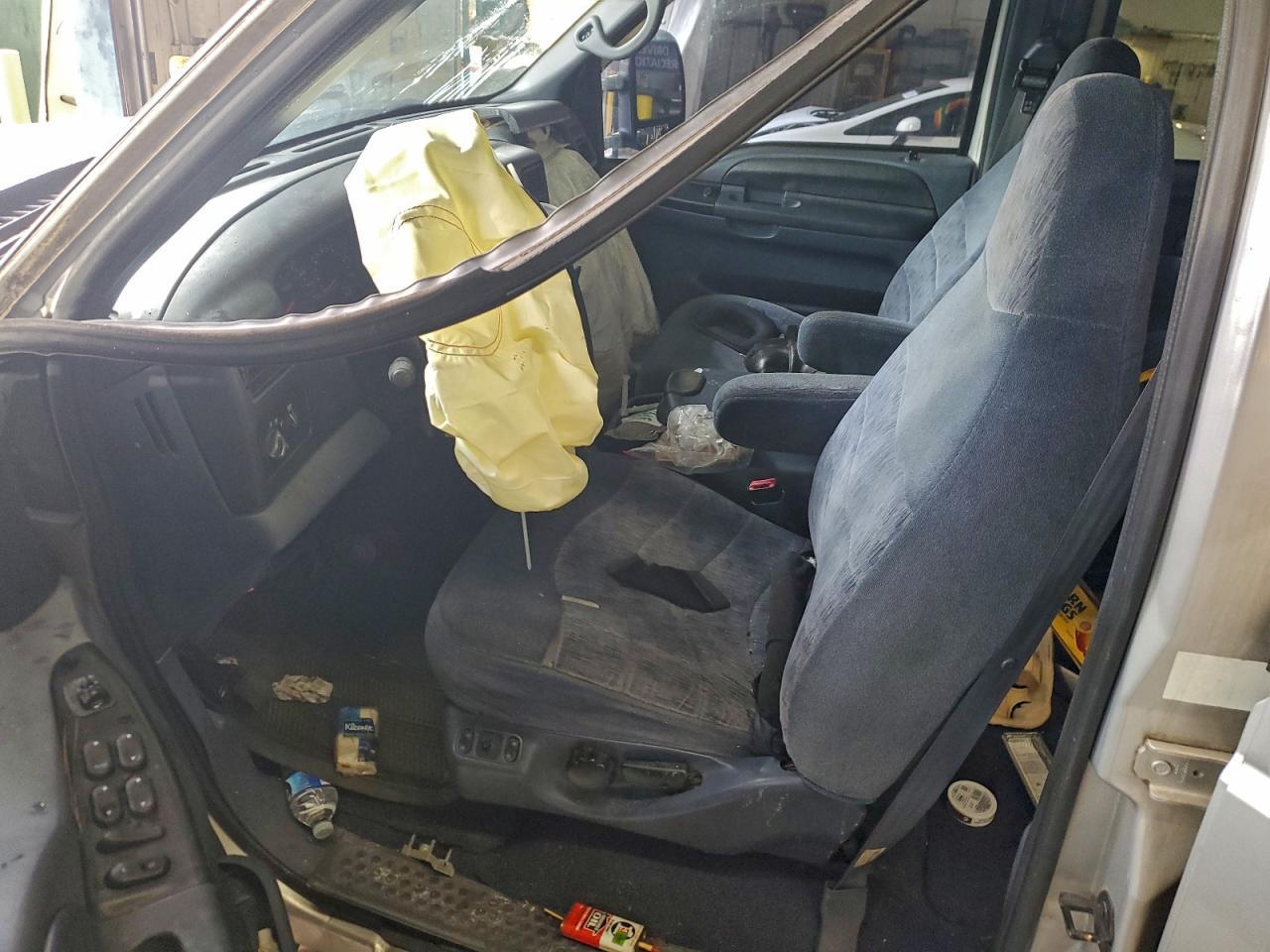 2000 Ford F250 Super Duty - Image 7