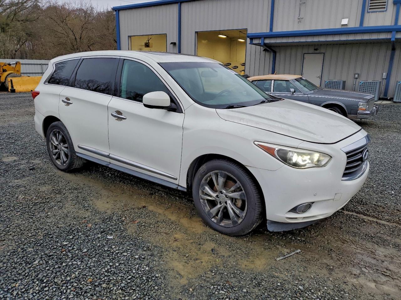 2013 Infiniti Jx35 - Image 4