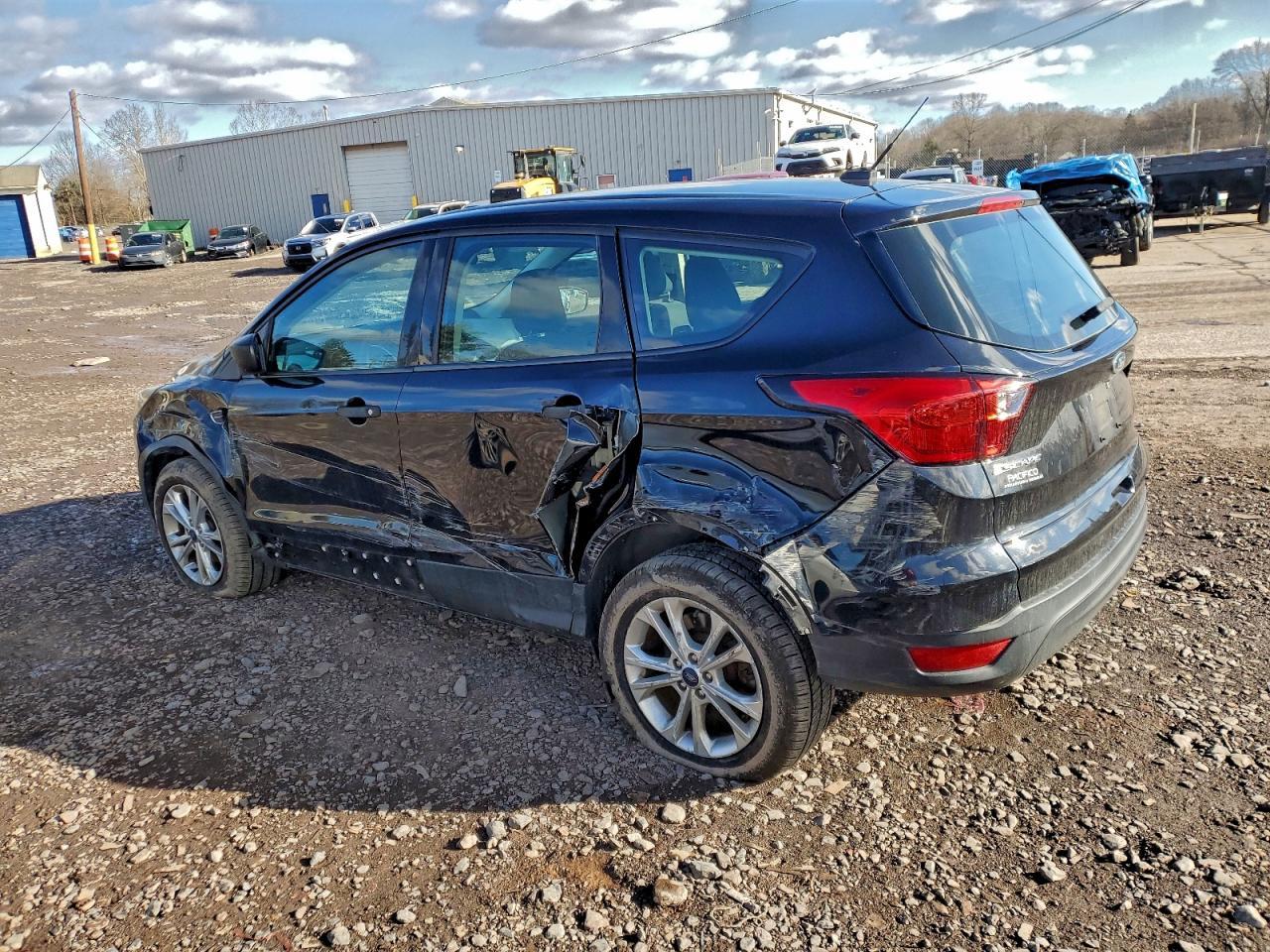 2019 Ford Escape S - Image 2