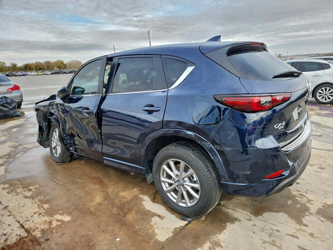 2024 Mazda Cx-5 Preferred - Image 2