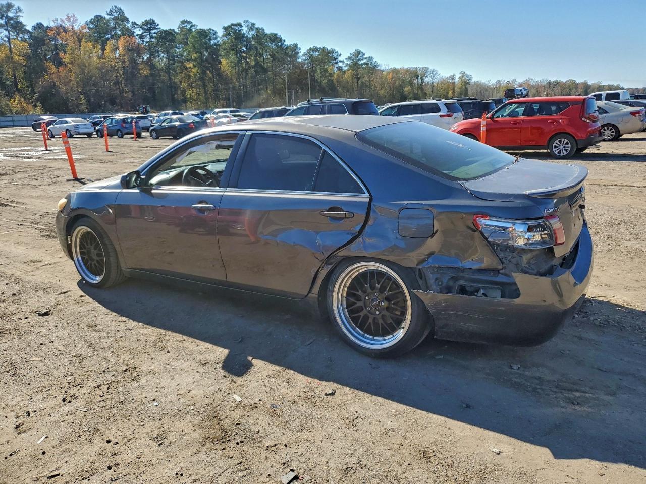 2008 Toyota Camry Le - Image 2