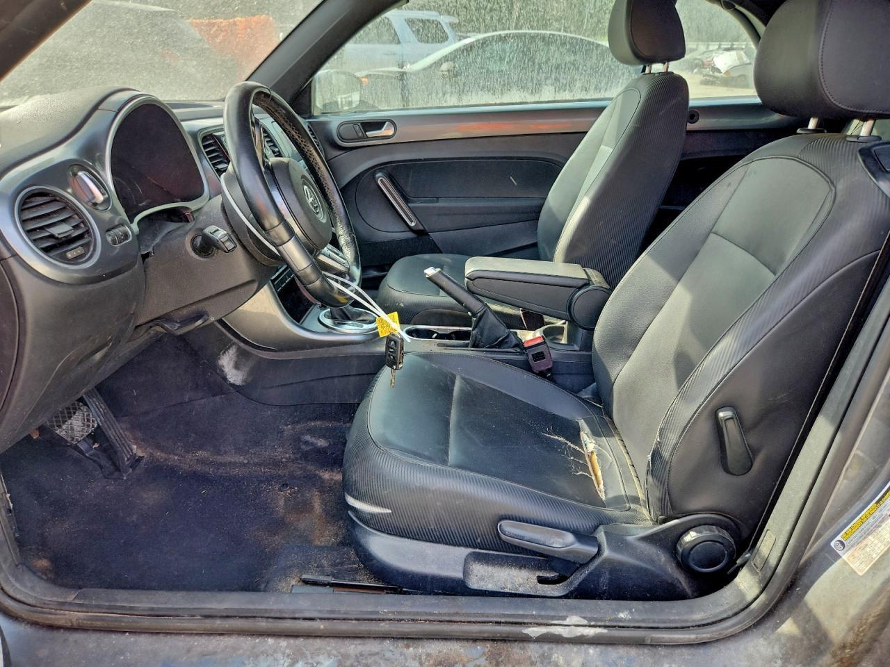 2019 Volkswagen Beetle S - Фото 7