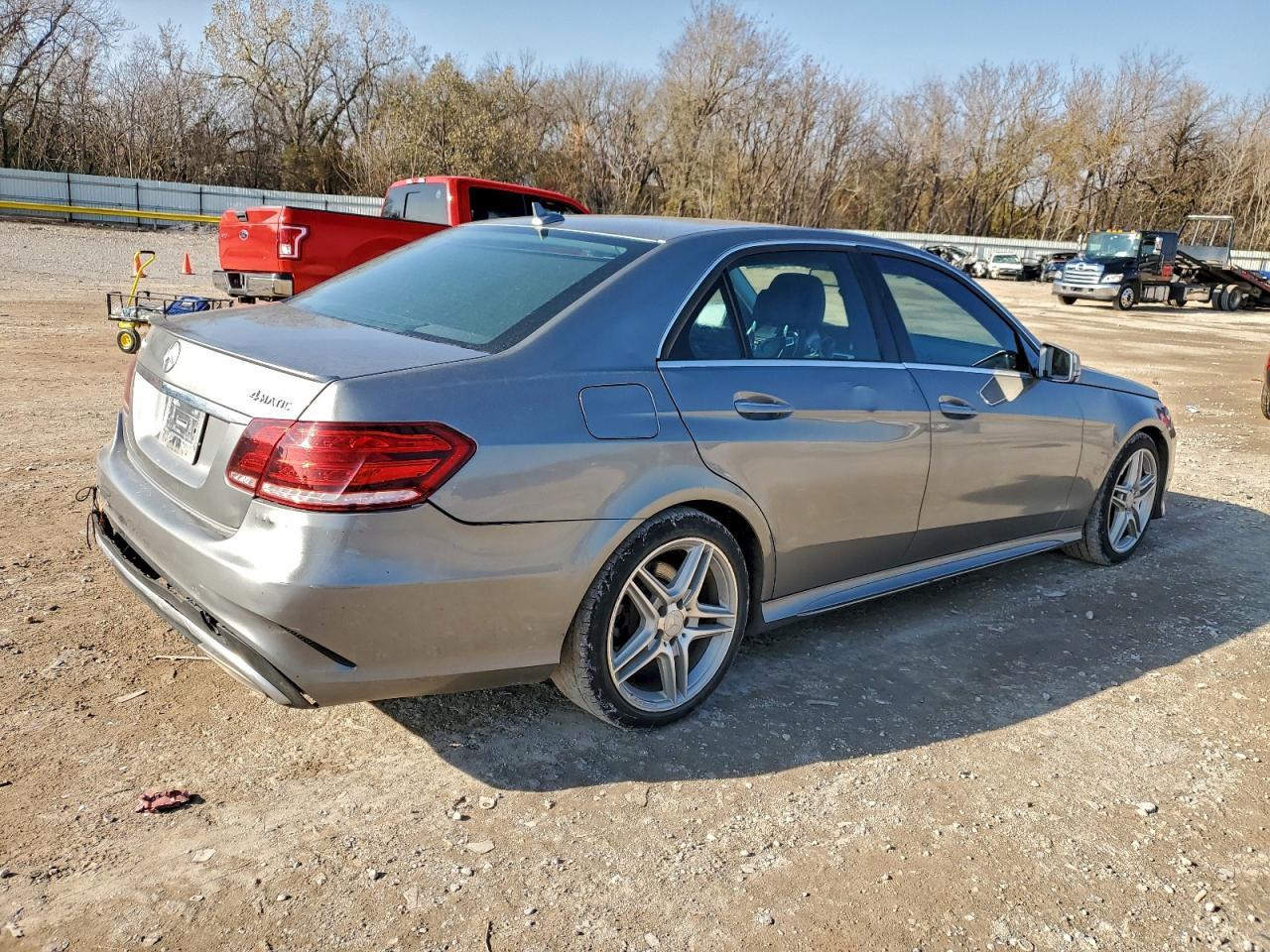 2014 Mercedes-Benz E 350 4Matic - Image 3