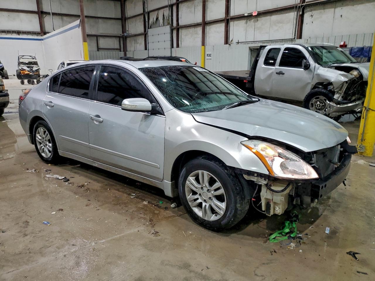 2010 Nissan Altima Base - Фото 4