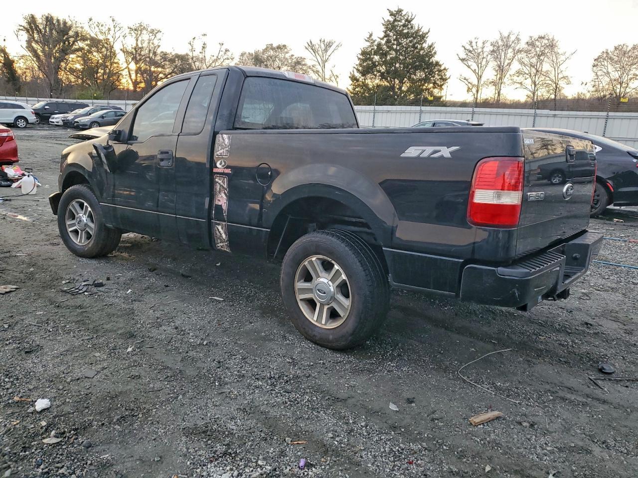 2008 Ford F150 - Image 2