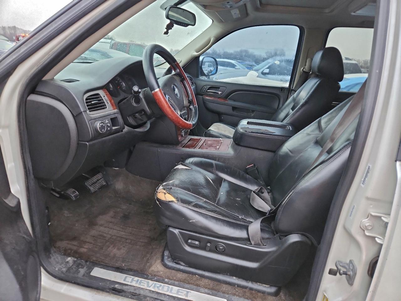 2010 Chevrolet Suburban C1500 Ltz - Фото 7