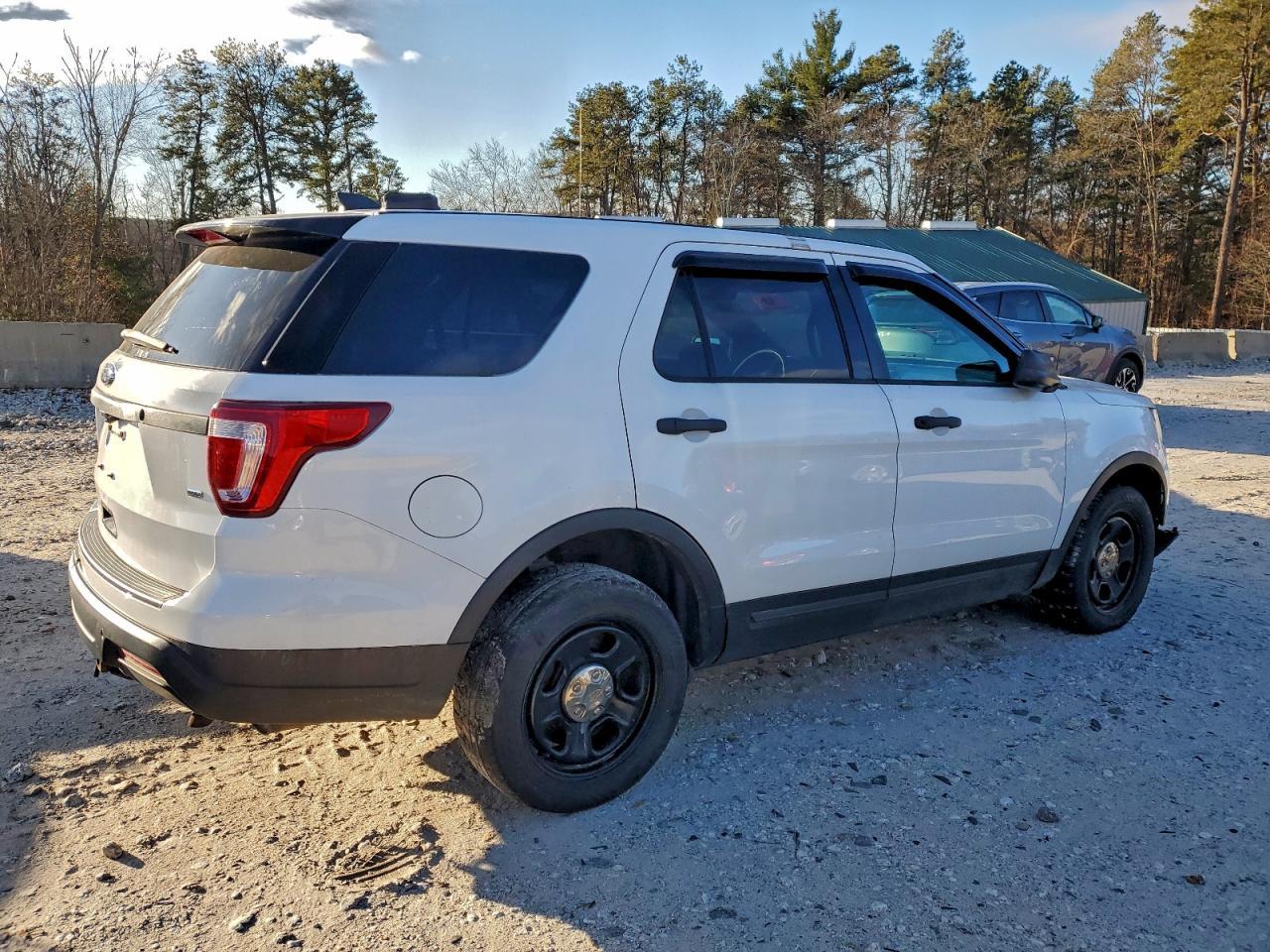2018 Ford Explorer Police Interceptor - Фото 3