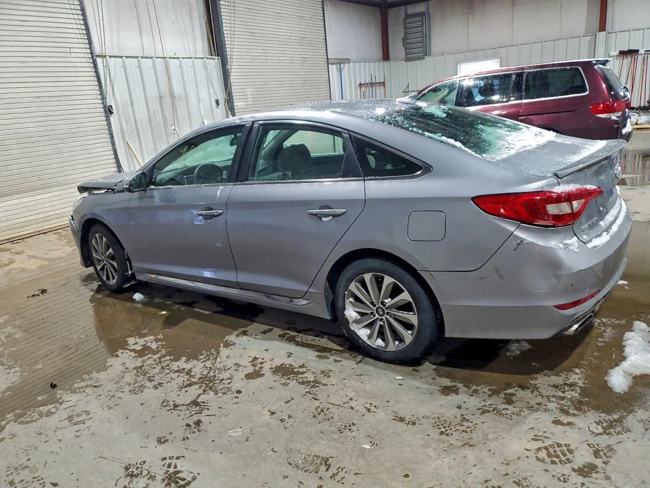 2016 Hyundai Sonata Sport - Image 2