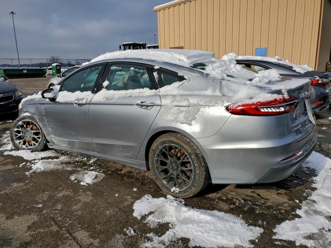 2020 Ford Fusion Se - Image 2