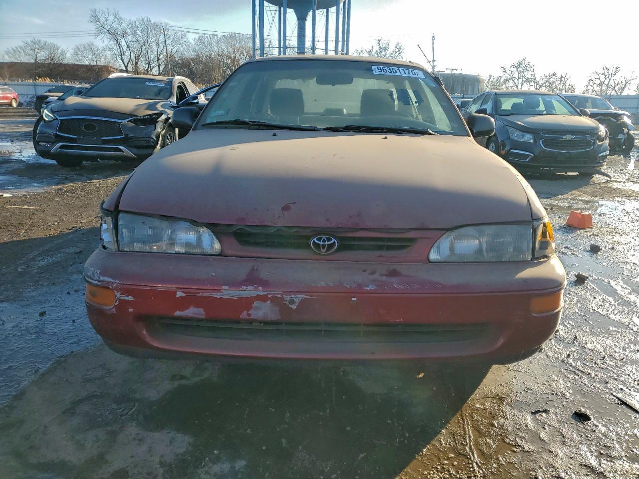 1997 Toyota Corolla Base - Фото 5