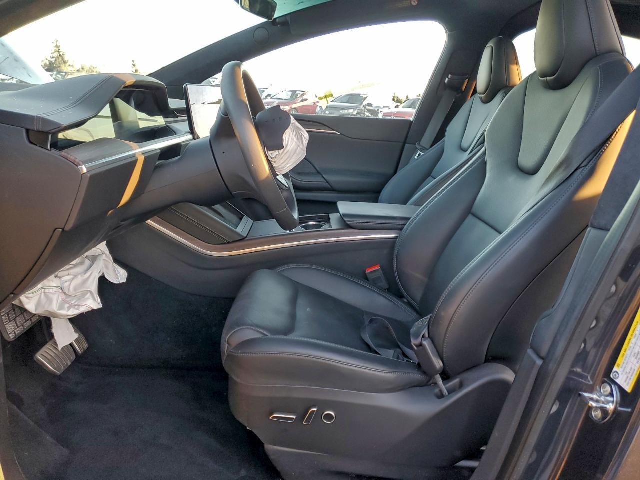 2024 Tesla Model X - Фото 7