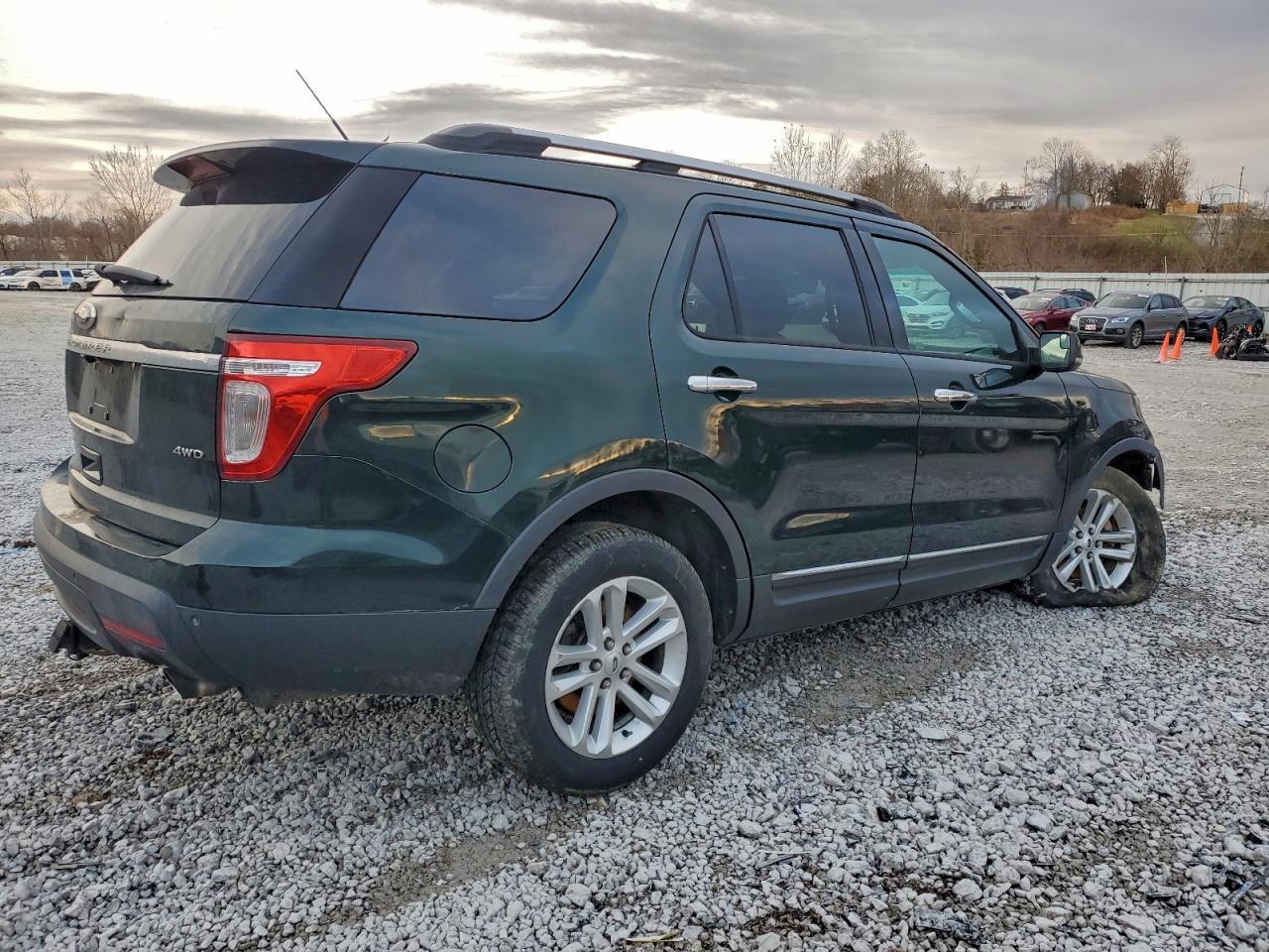 2013 Ford Explorer Xlt - Фото 3